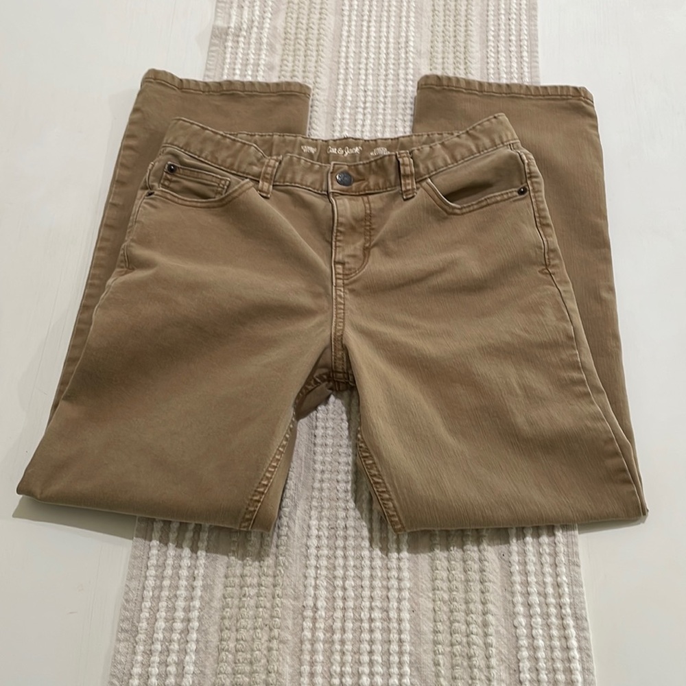 Cat and Jack tan jeans. Boy’s 14 78/20/2 cotton/poly/spandex. Like new condition